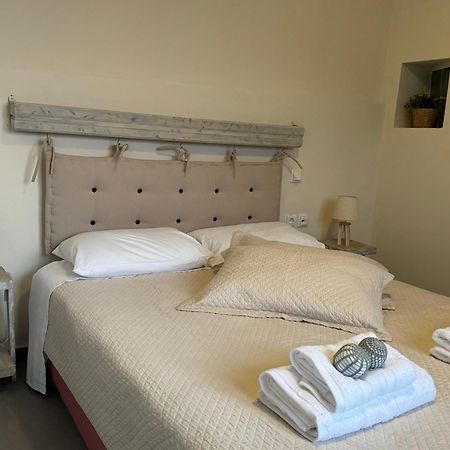 Kasteli Suite Poros Town Zewnętrze zdjęcie