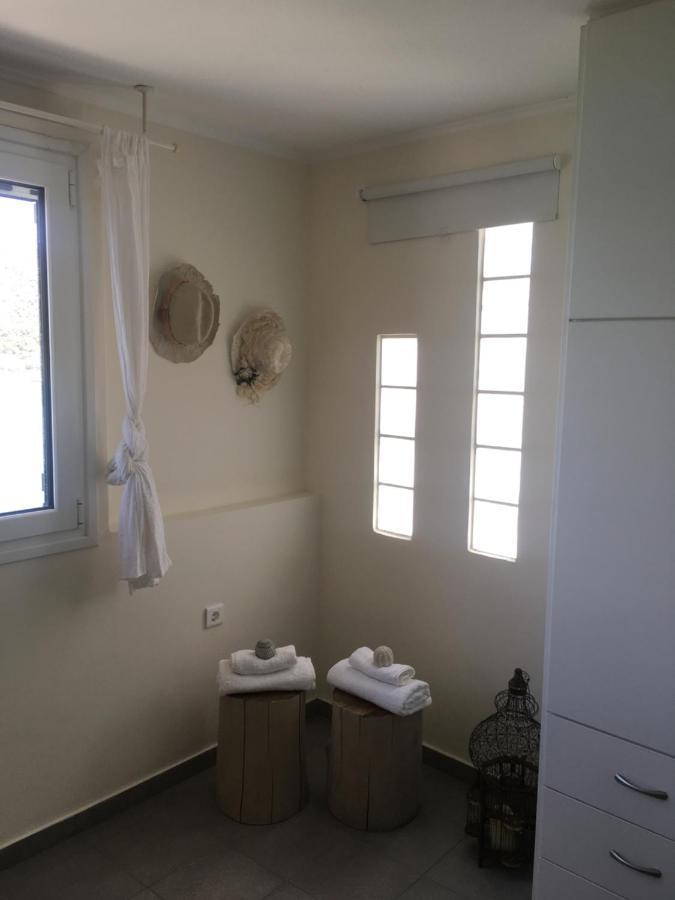 Kasteli Suite Poros Town Zewnętrze zdjęcie