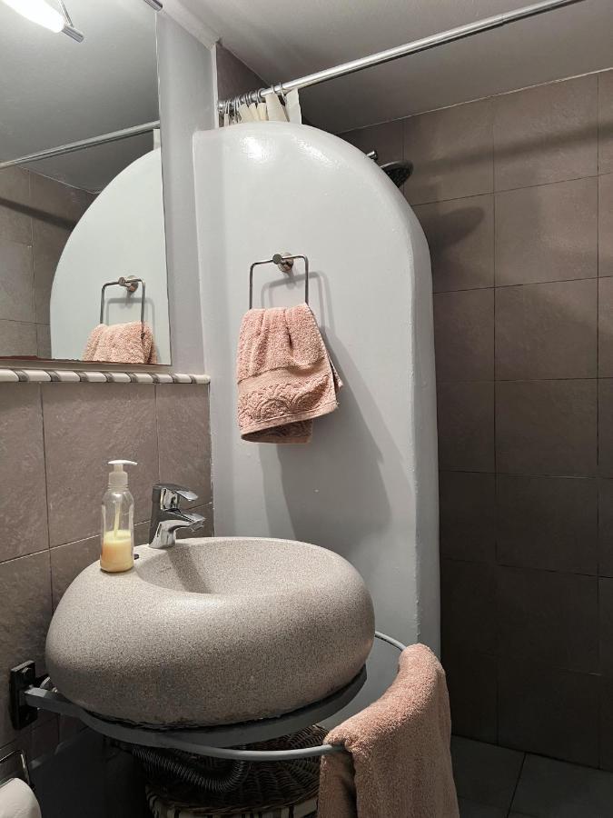 Kasteli Suite Poros Town Zewnętrze zdjęcie