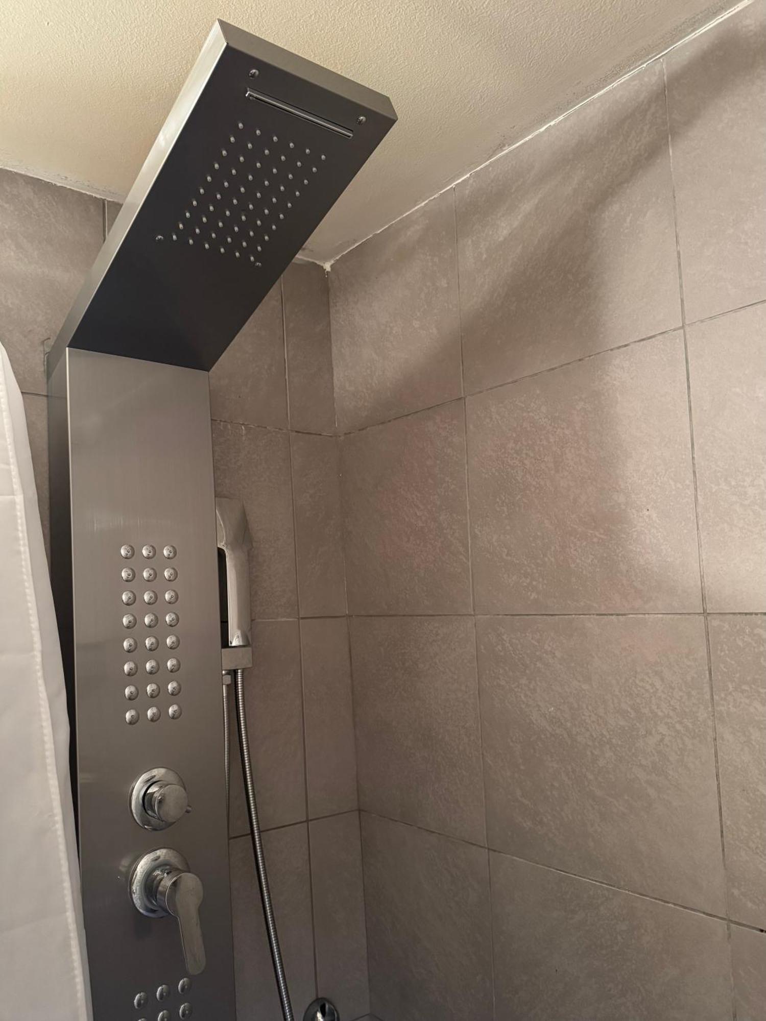 Kasteli Suite Poros Town Zewnętrze zdjęcie