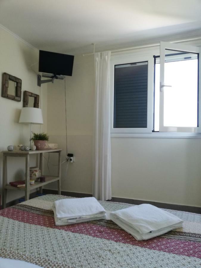 Kasteli Suite Poros Town Zewnętrze zdjęcie